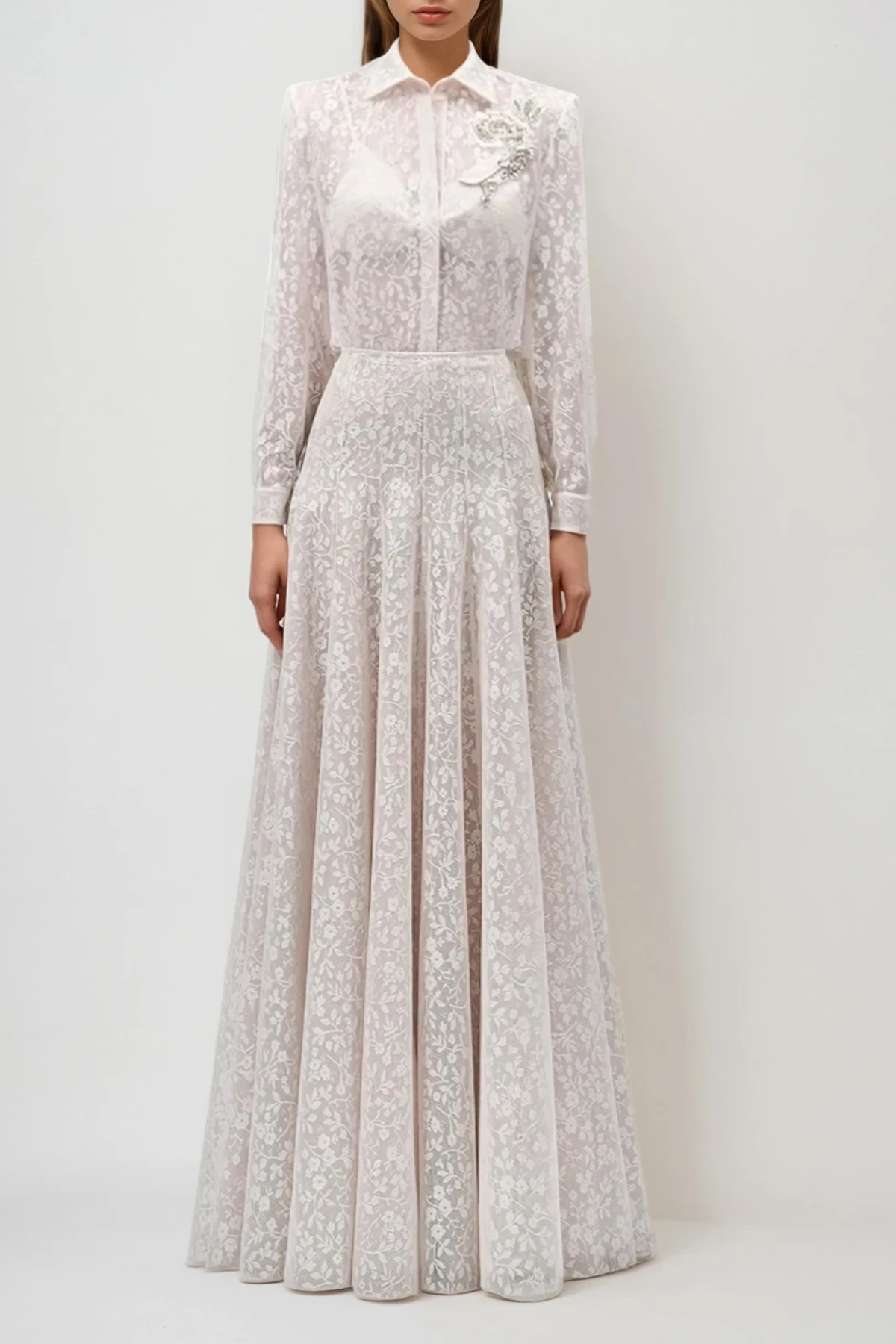 Du Embroidered Floral Lace Skirt Set