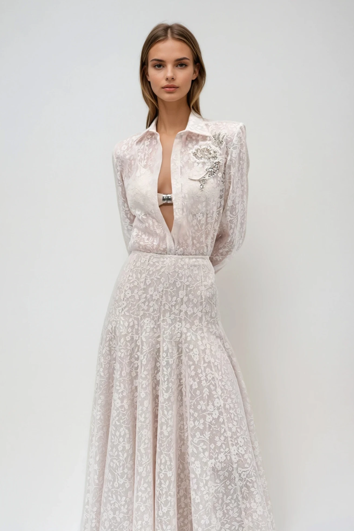 Du Embroidered Floral Lace Skirt Set