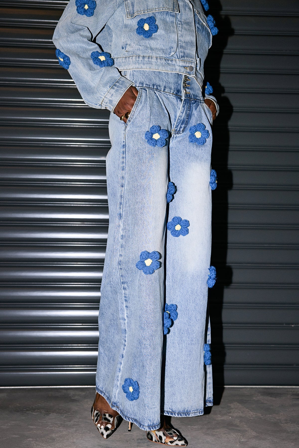 Cachet Flower Barrel Jeans