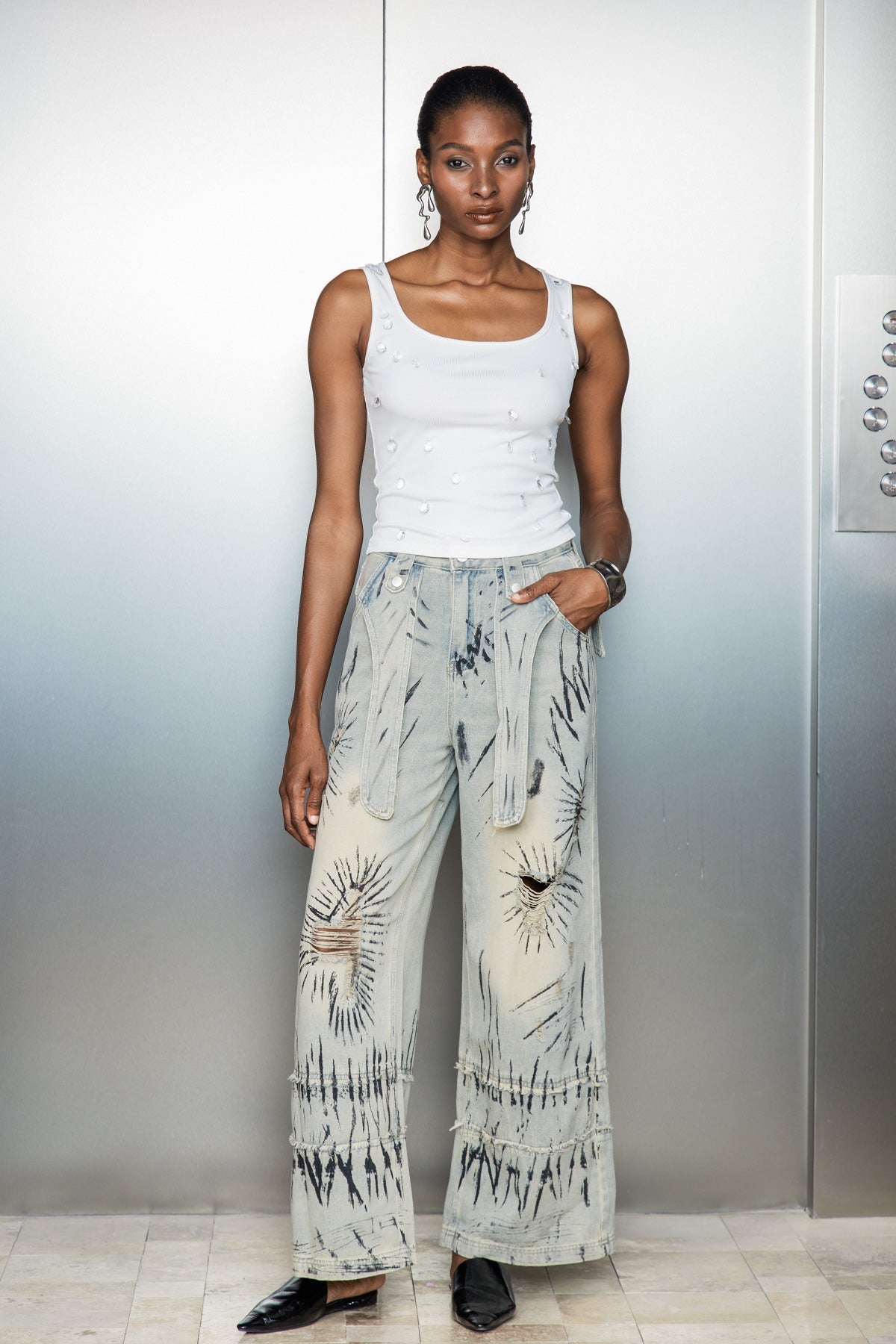 Caryn Graffiti Barrel Jeans