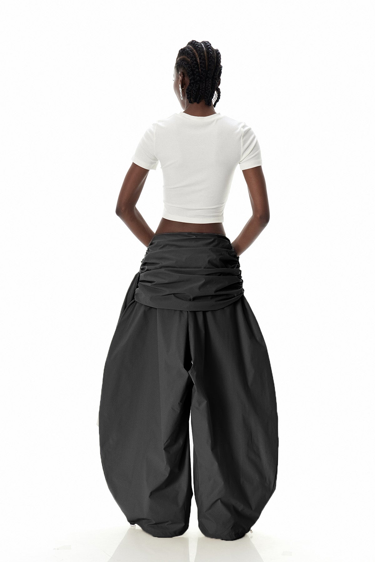 Creiddylad Ruch Drawstring Barrel Pants In Black