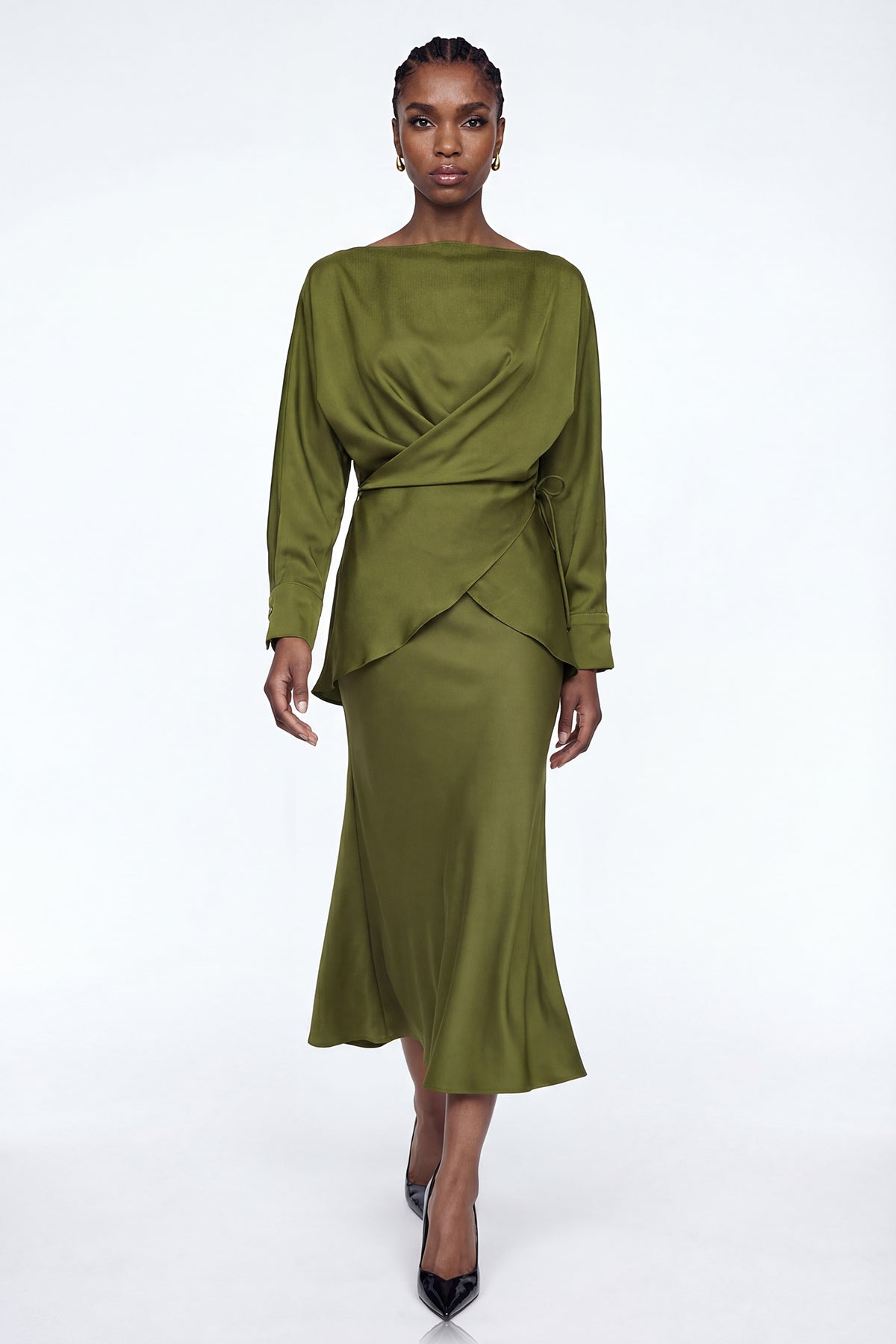 Diamantina Long Sleeve Ruch Skirt Set In Green