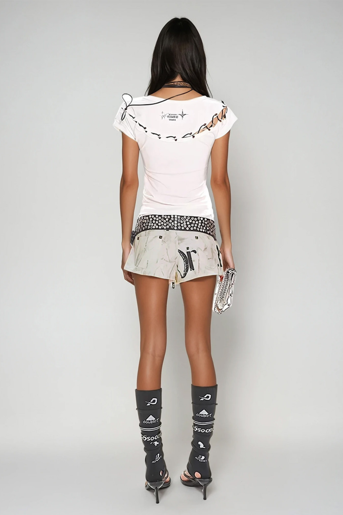 Donella Print Embellished Shorts In White