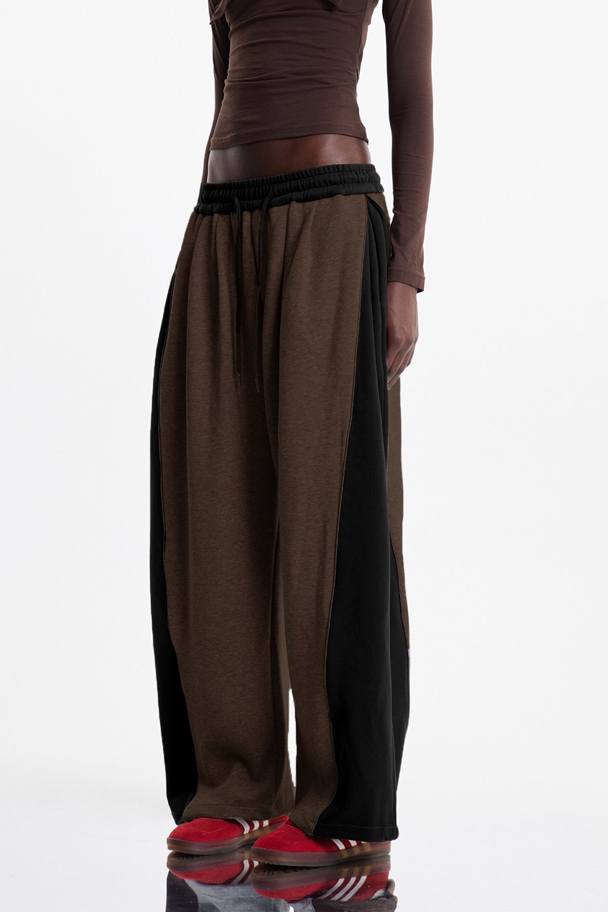 Ekaitz Deconstruct Pants In Brown