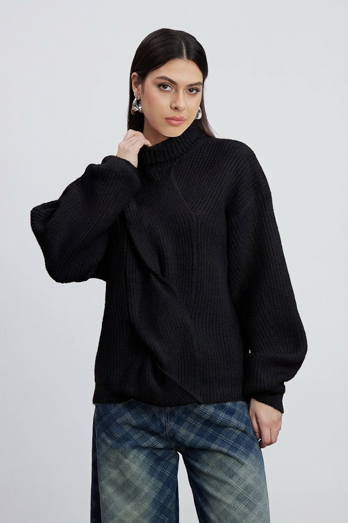 Emel Turtleneck Twist Knit Top In Black