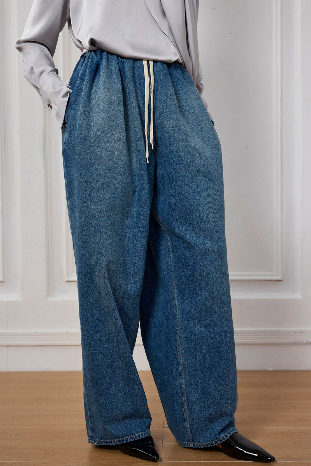 Raquel Ruch Barrel Jeans