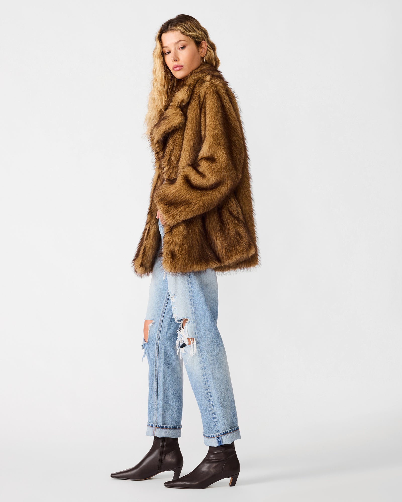 KINDRA COAT ANTELOPE