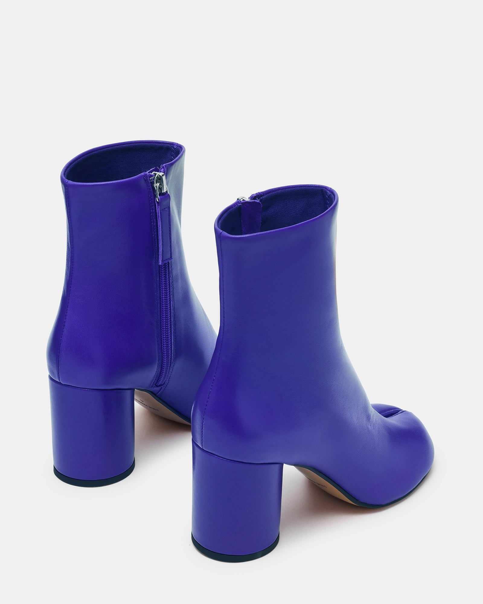 CARO BLUE LEATHER