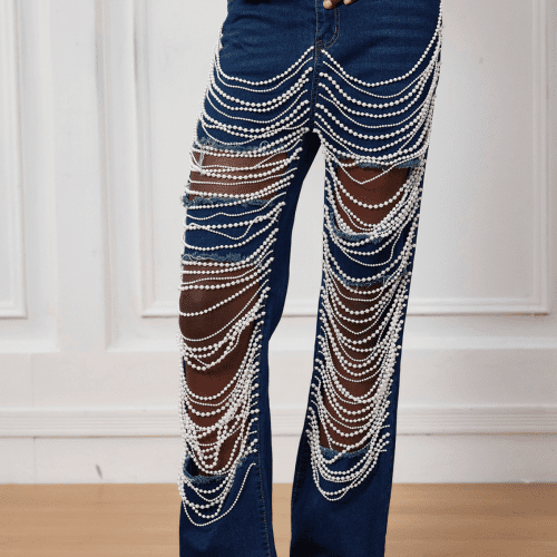 SeraphinaTornChainCutoutJeans 4