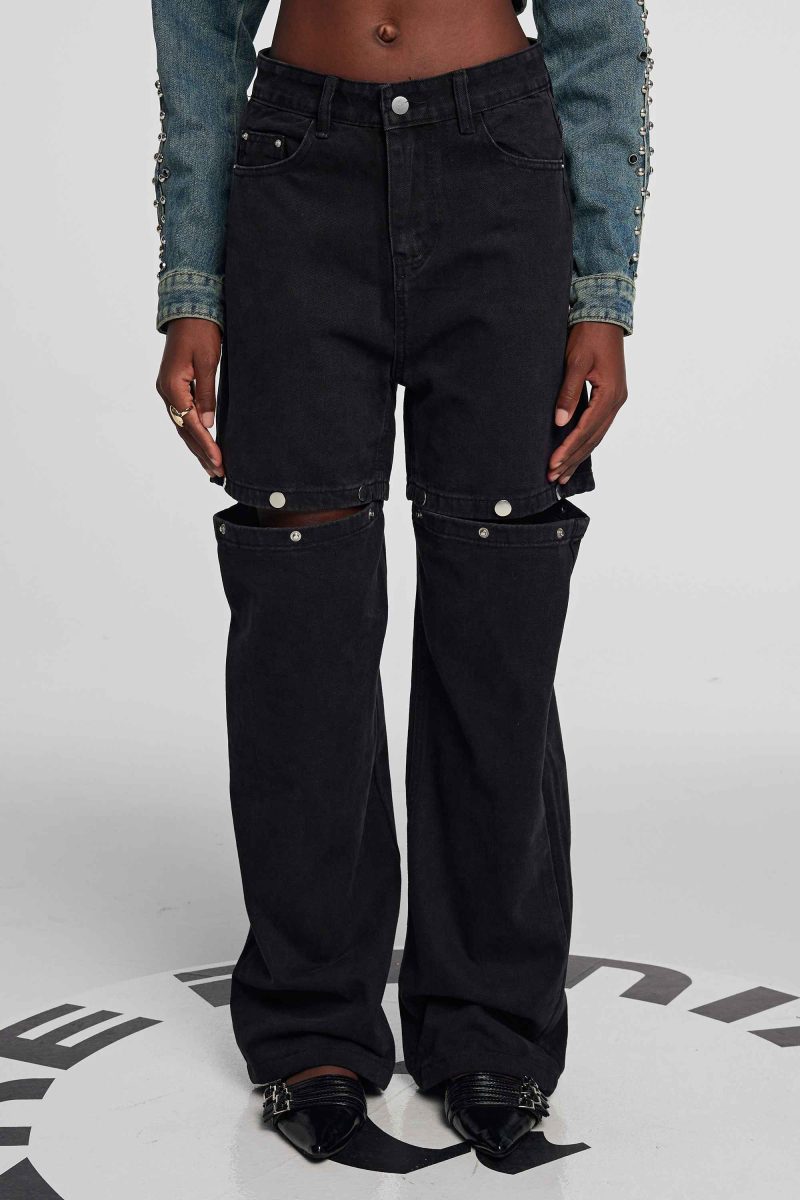 ZariaPatchworkButtonJeansInBlack 4